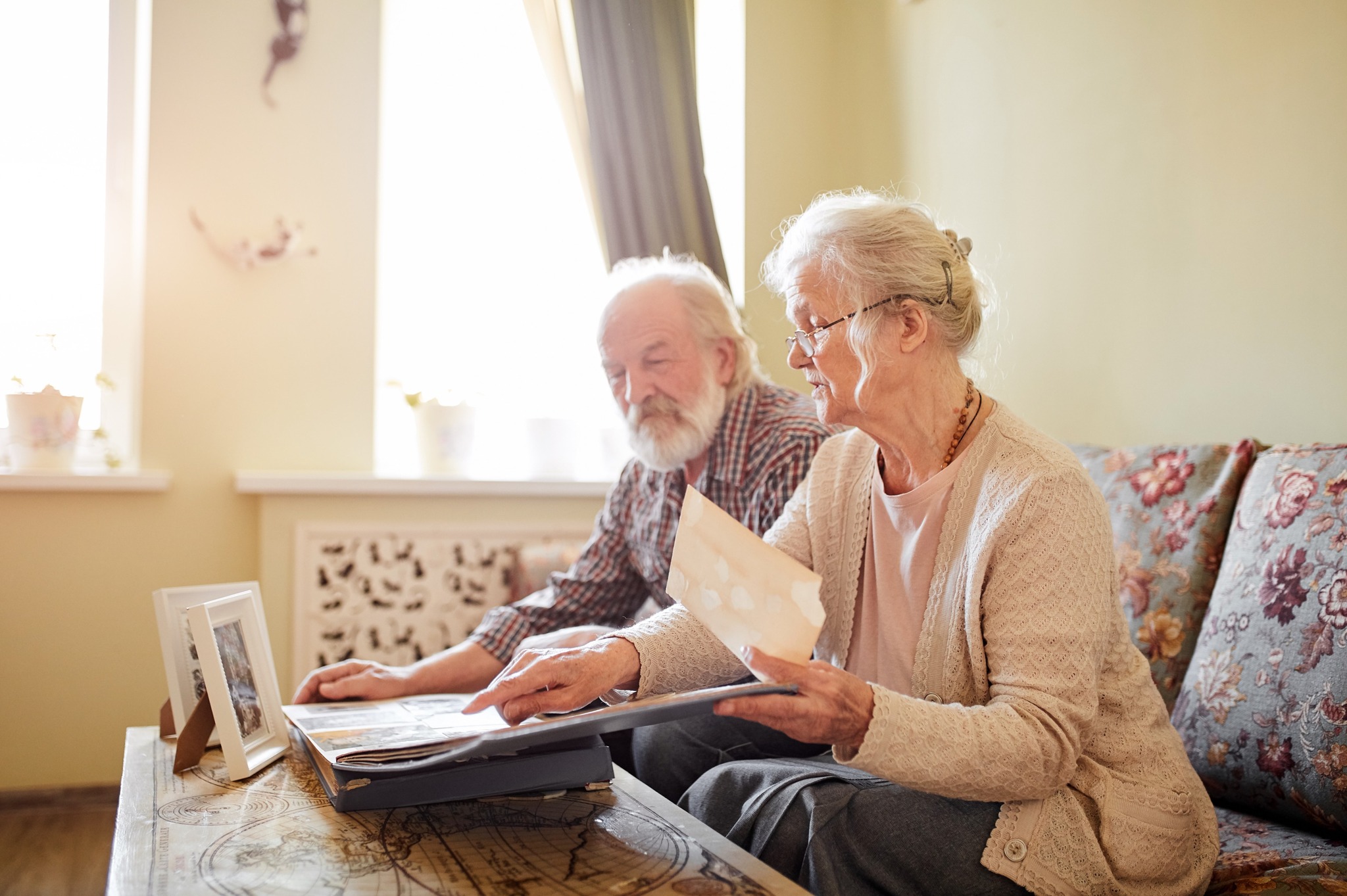Mental Exercises and Games for the Elderly with Dementia